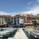 Et Ses Merveilleuses Calanques شقة