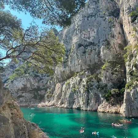 Et Ses Merveilleuses Calanques