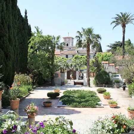 Et Ses Merveilleuses Calanques Cassis