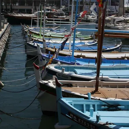 Et Ses Merveilleuses Calanques *