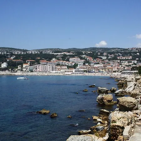 Et Ses Merveilleuses Calanques * Κασί