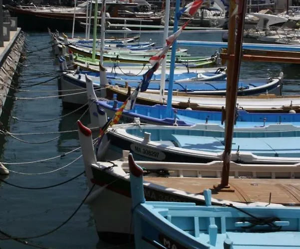 Et Ses Merveilleuses Calanques *